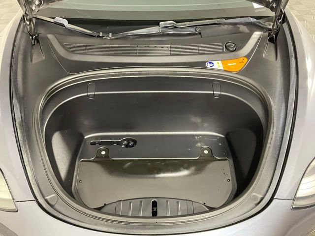 Used 2018 Tesla Model 3 Long Range image 9