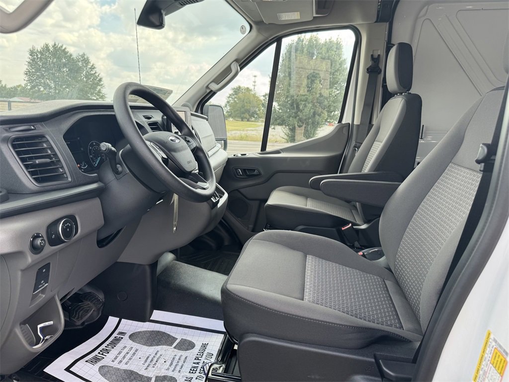 New 2025 Ford Transit 150 148 Medium Roof image 9