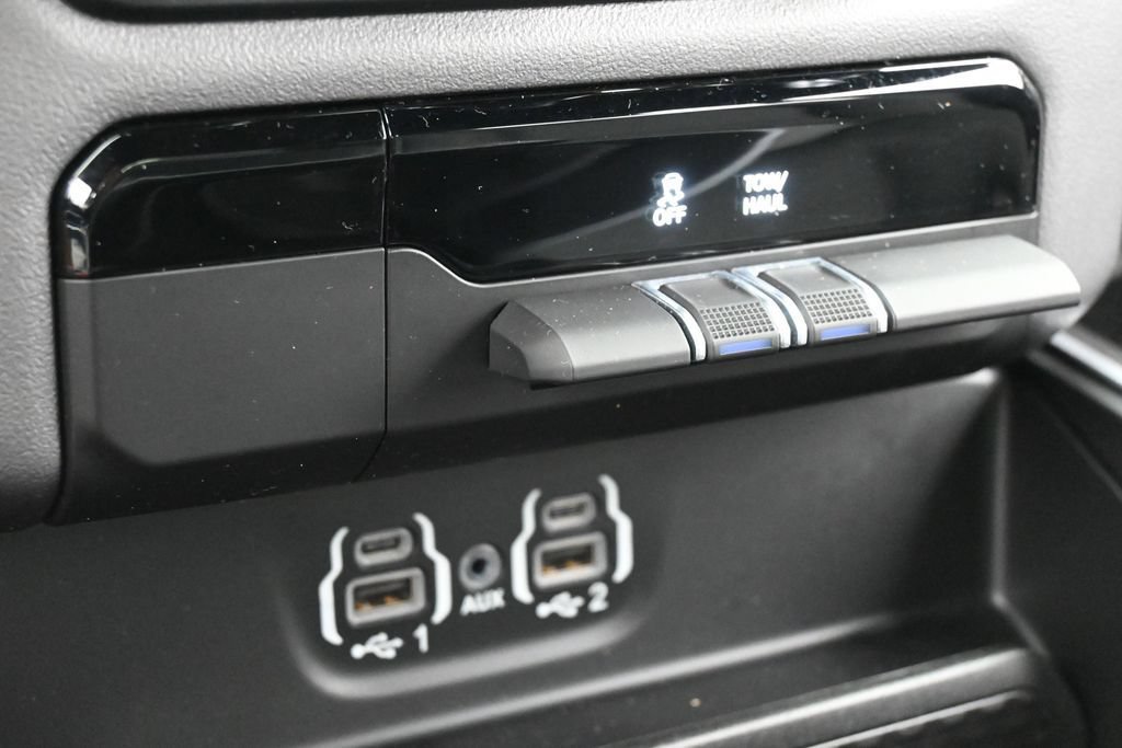 Used 2023 RAM 1500 Big Horn RWD image 22