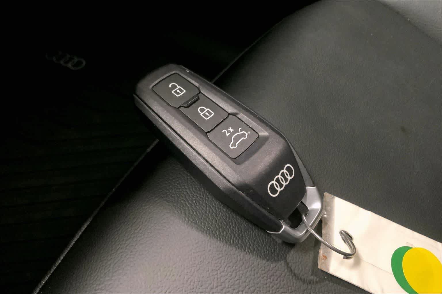 Certified 2025 Audi Q5 Premium w/ Premium Plus AWD/4WD image 17