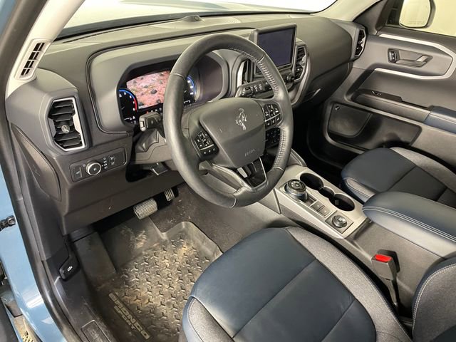 Used 2022 Ford Bronco Sport Outer Banks w/ Tech Package image 3