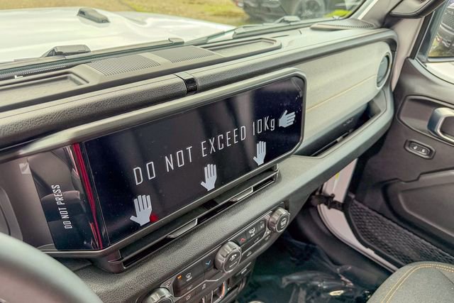 New 2026 Jeep Gladiator Sport image 19