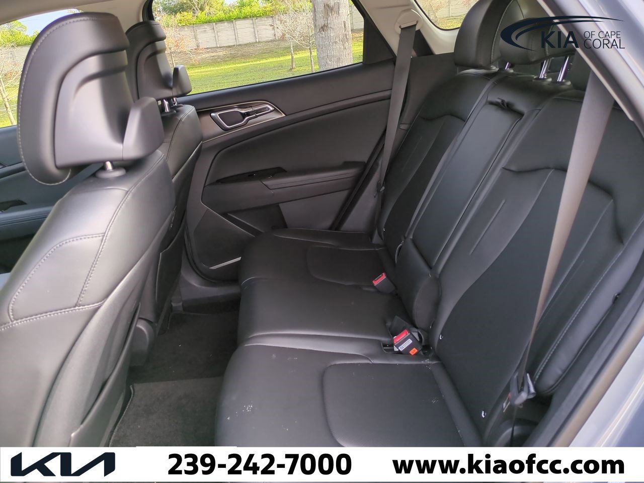 Certified 2025 Kia Sportage EX image 12