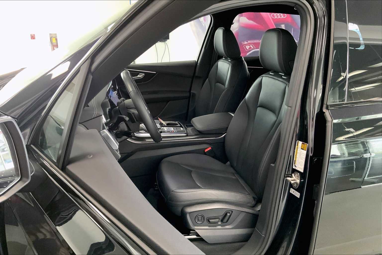 Used 2025 Audi Q7 3.0T Premium Plus w/ Premium Plus Package image 11