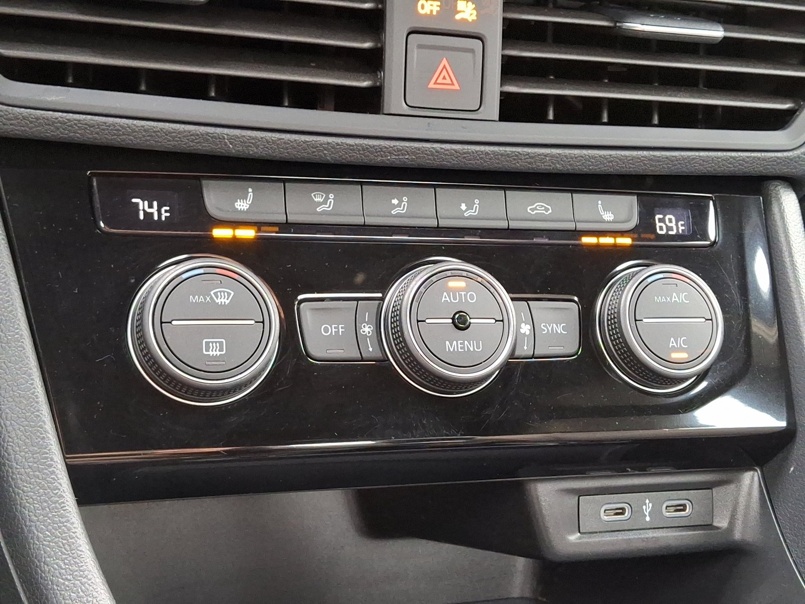 Certified 2024 Volkswagen Jetta GLI 40th Anniversary Edition image 16