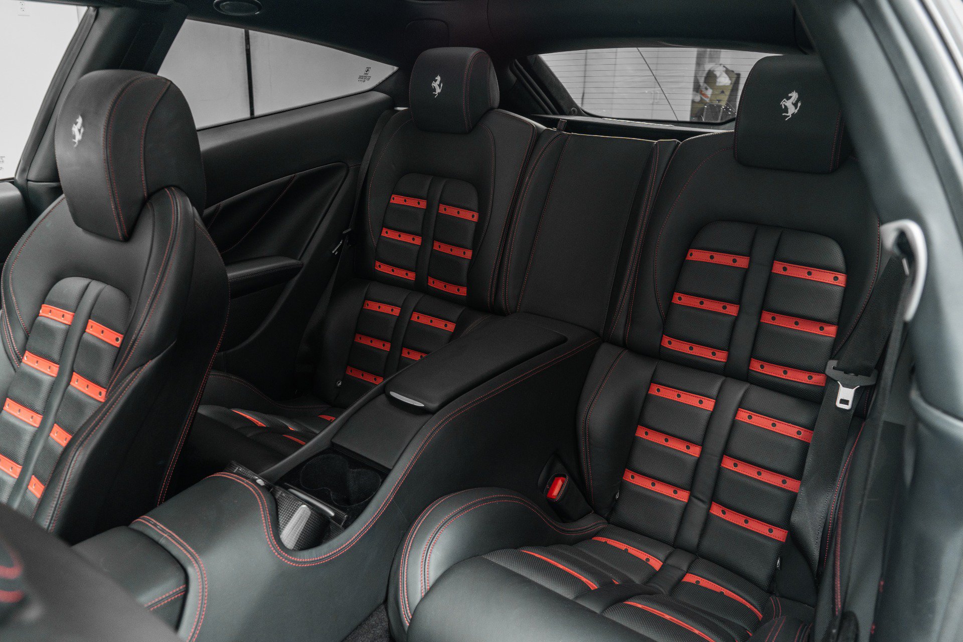 Used 2014 Ferrari FF AWD/4WD image 16