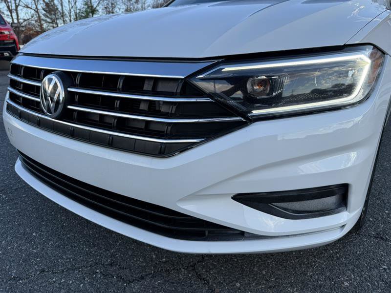Used 2019 Volkswagen Jetta SEL Premium FWD image 10