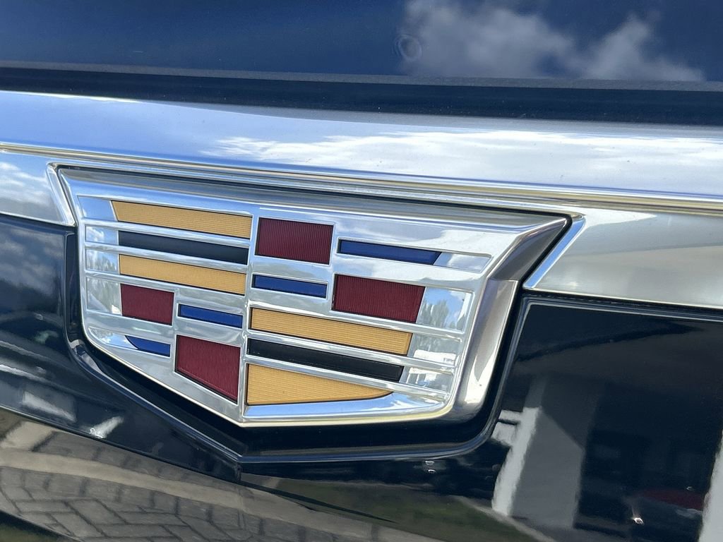 Certified 2023 Cadillac Escalade Premium Luxury image 9