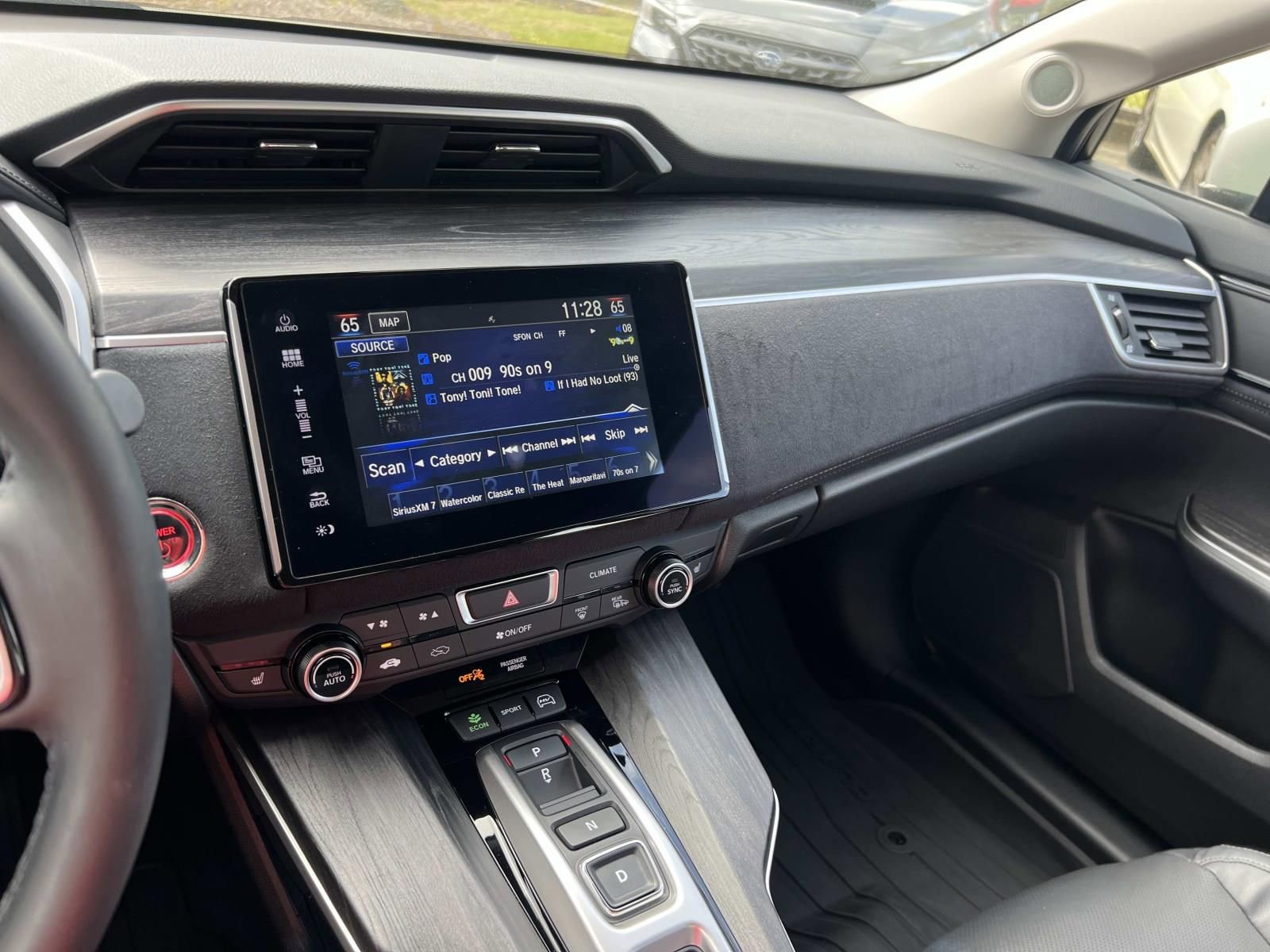 Used 2018 Honda Clarity Touring image 29