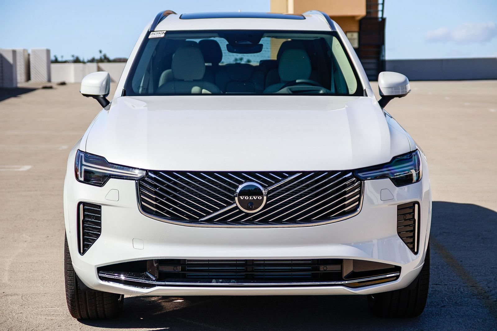 New 2026 Volvo XC90 T8 Ultra w/ Protection Package Premier AWD/4WD image 2