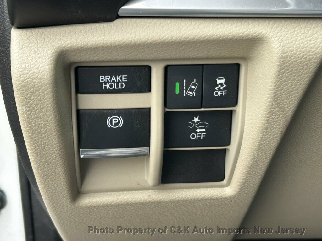 Used 2018 Acura MDX SH-AWD image 27