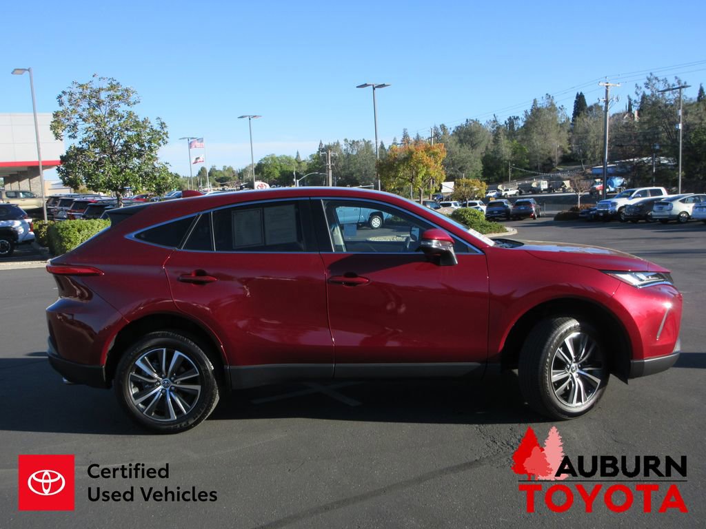 Certified 2024 Toyota Venza LE image 2