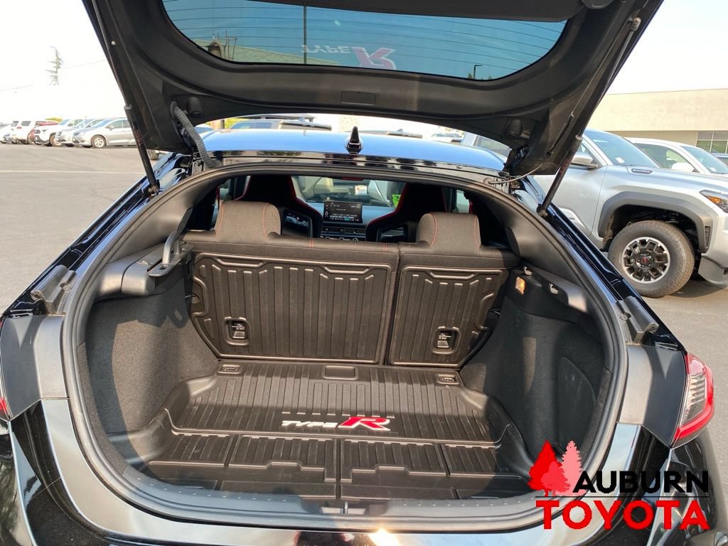 Used 2023 Honda Civic Type R image 11