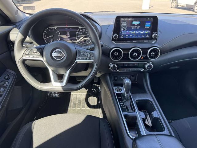 Used 2024 Nissan Sentra SV FWD image 3