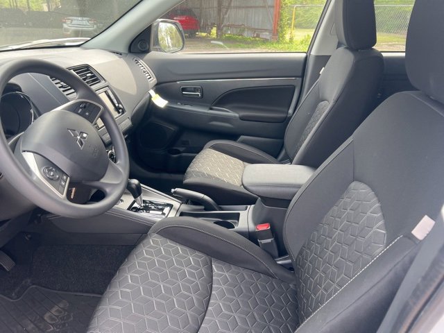 New 2025 Mitsubishi Outlander Sport ES image 15