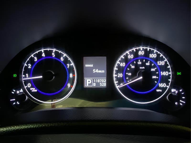 Used 2013 INFINITI G37 x w/ Premium Pkg AWD/4WD image 19