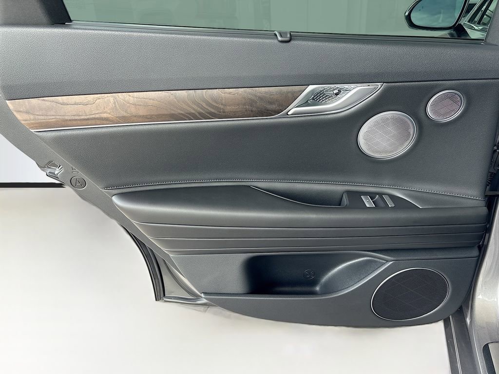 Used 2021 Genesis G80 2.5T w/ Advanced Package image 26