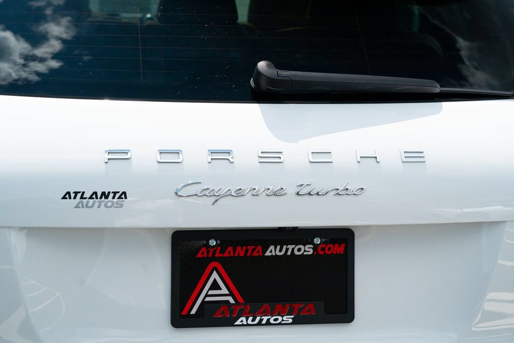 Used 2015 Porsche Cayenne Turbo AWD/4WD image 16