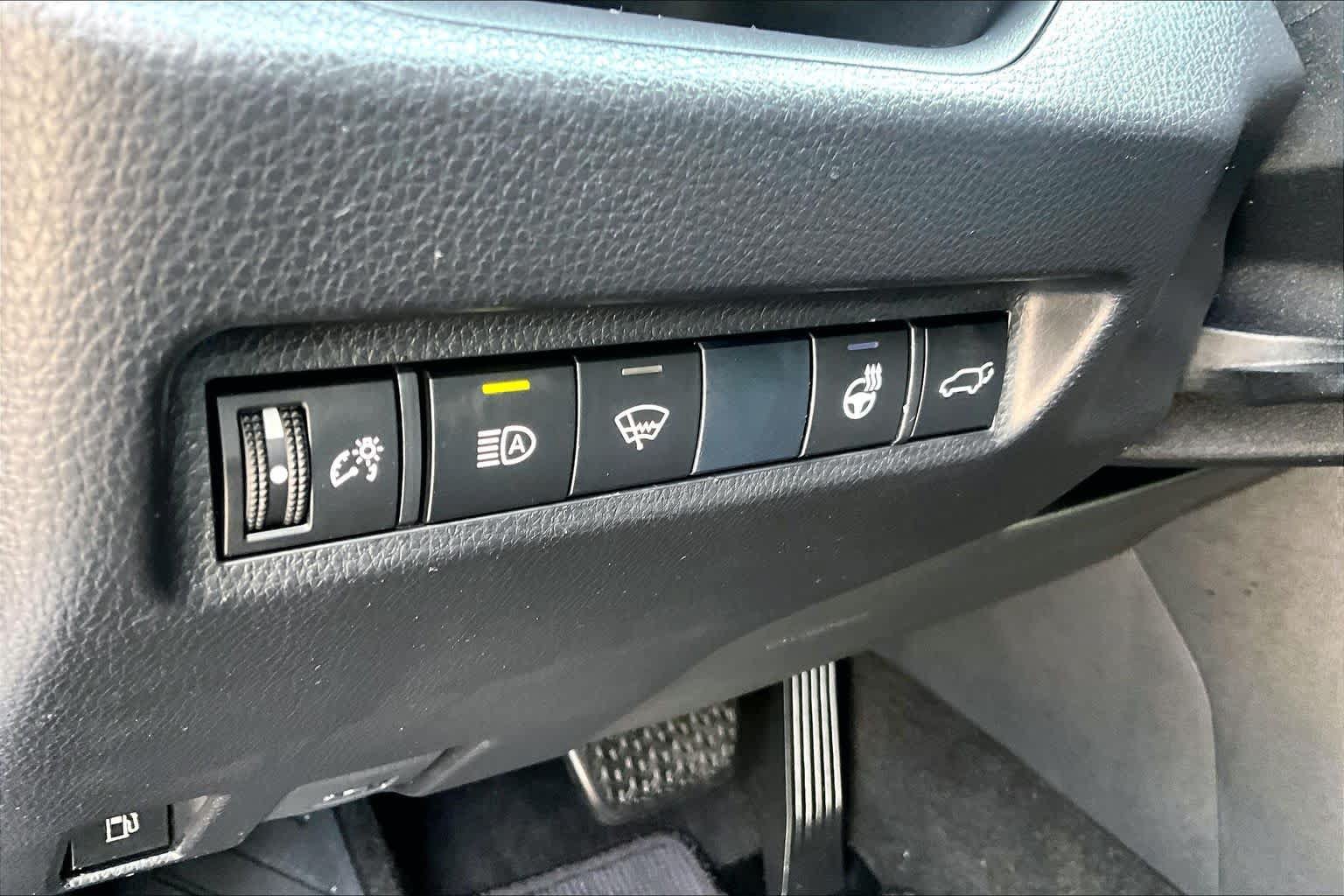 Used 2019 Toyota RAV4 XLE w/ Convenience Package AWD/4WD image 33