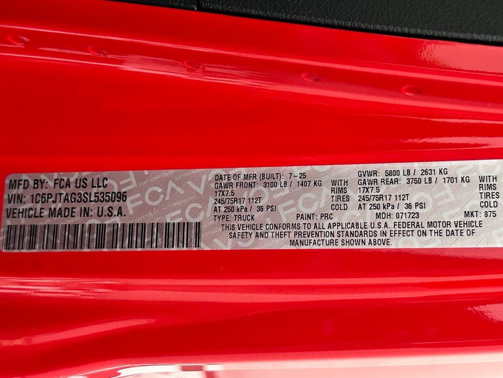 New 2025 Jeep Gladiator Sport image 25