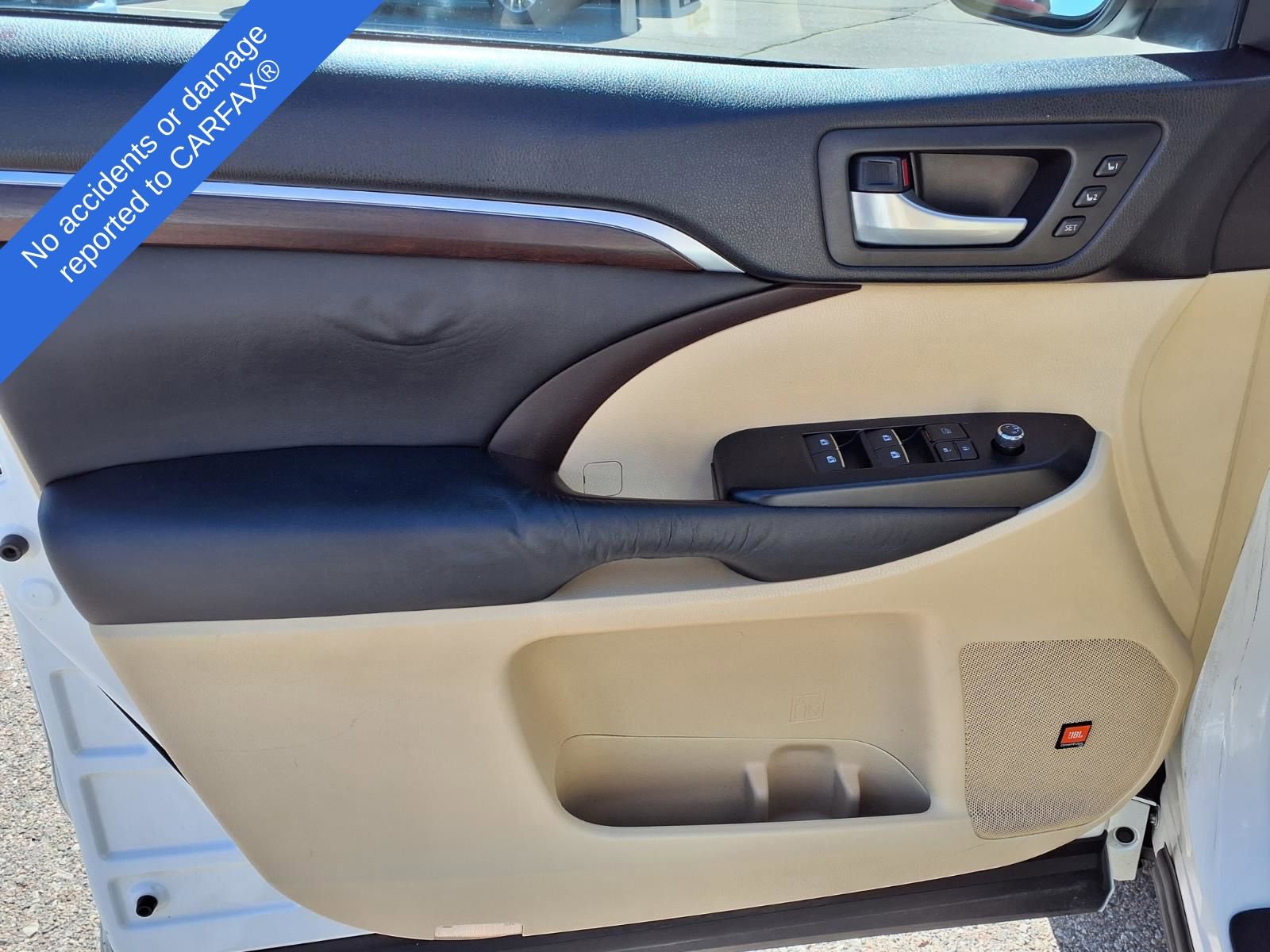 Used 2015 Toyota Highlander Limited image 15