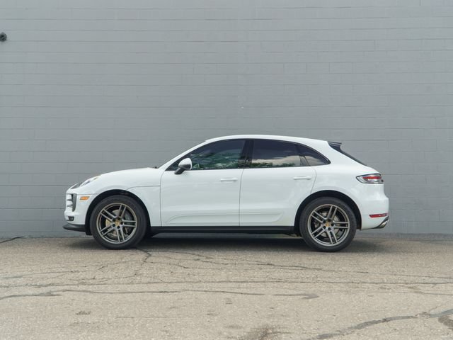 Certified 2019 Porsche Macan S AWD/4WD image 2