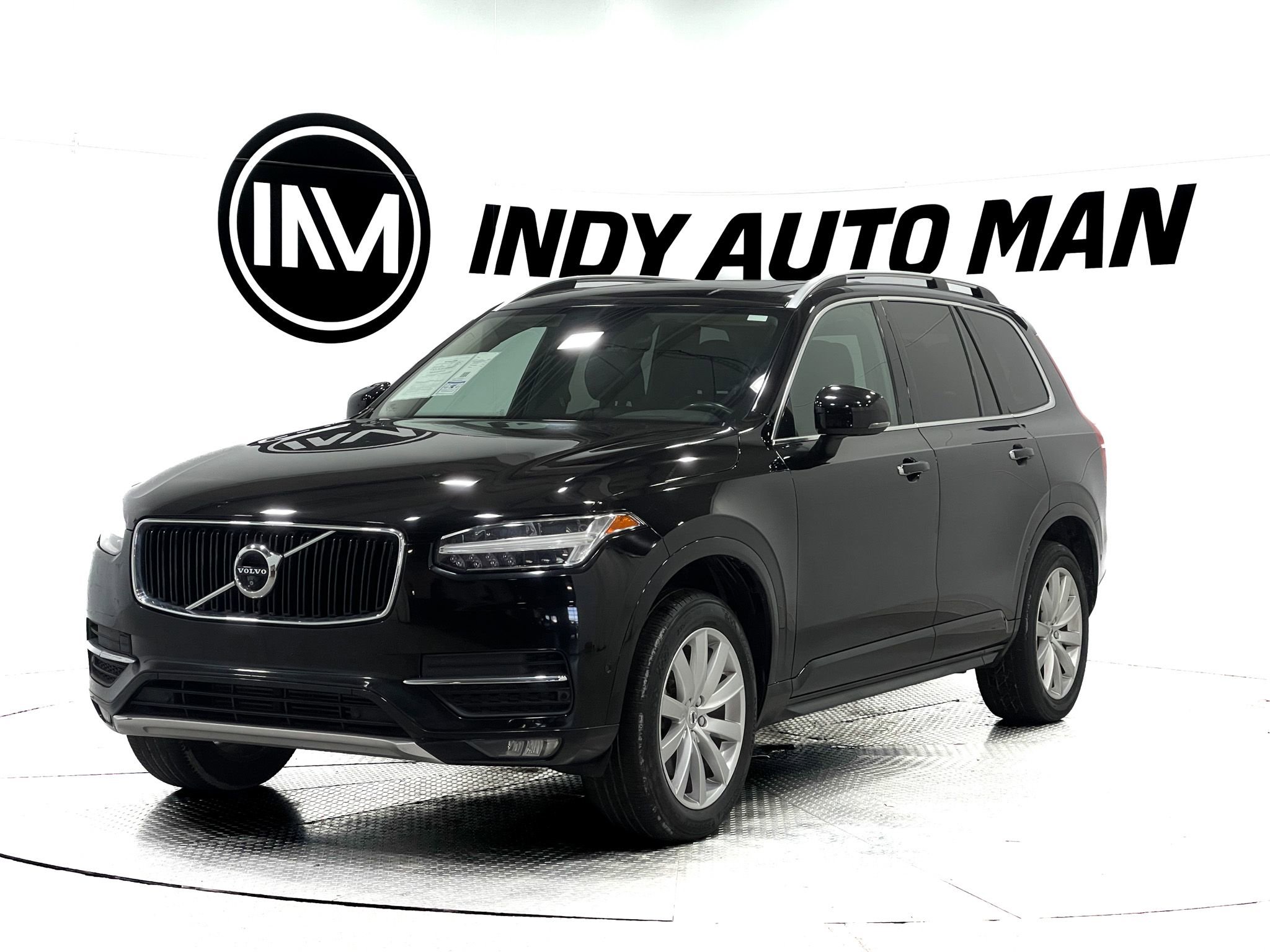 Used 2018 Volvo XC90 T5 Momentum w/ Convenience Package FWD image 8