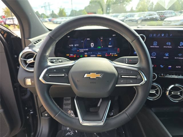 Used 2024 Chevrolet Blazer EV LT AWD/4WD image 28