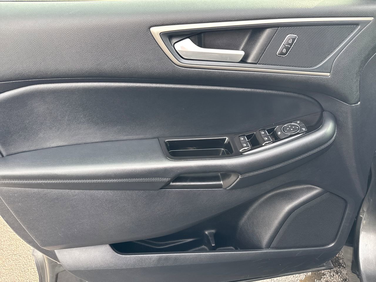 Used 2019 Ford Edge SEL w/ Equipment Group 201A image 14