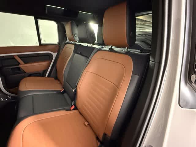 New 2026 Land Rover Defender 110 OCTA AWD/4WD image 19