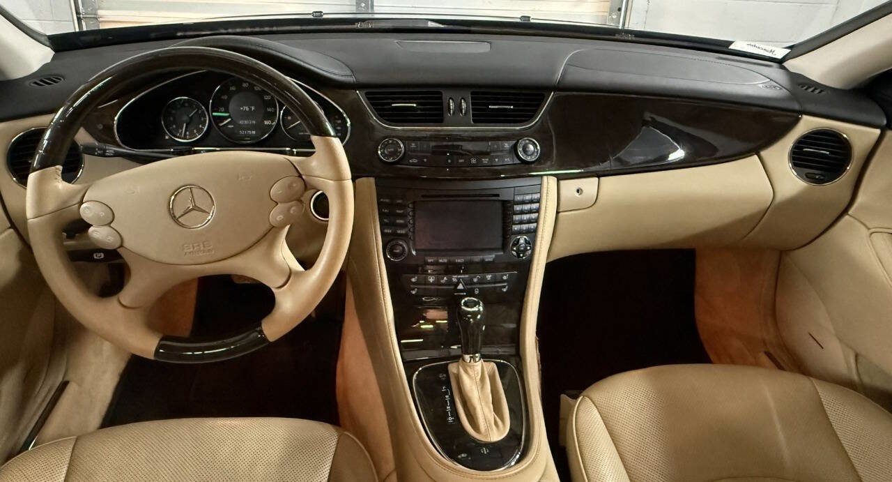 Used 2006 Mercedes-Benz CLS 500 image 14