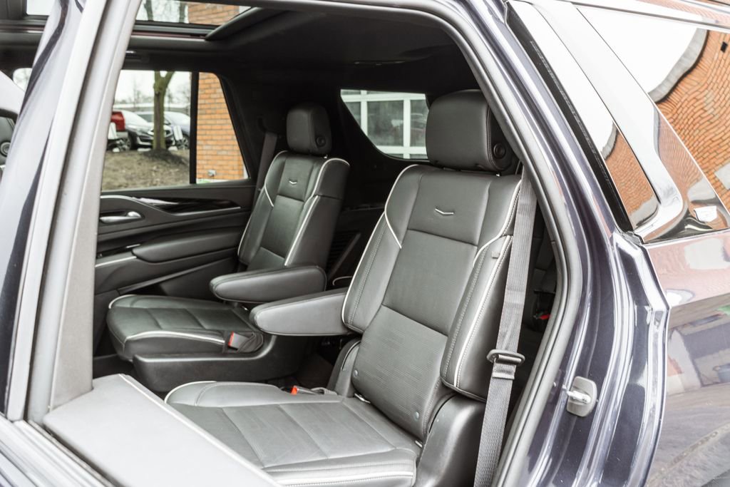 Used 2022 Cadillac Escalade Sport w/ Touring Package image 27