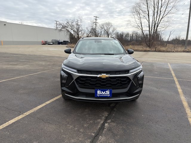 New 2026 Chevrolet Trax LT image 2