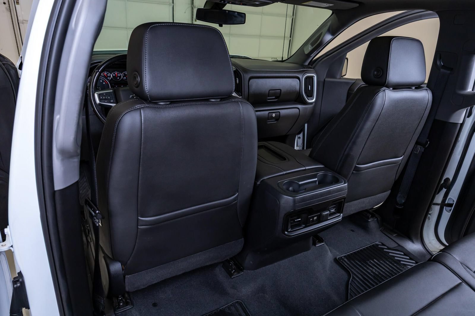 Used 2020 Chevrolet Silverado 1500 RST w/ Texas Edition AWD/4WD image 34