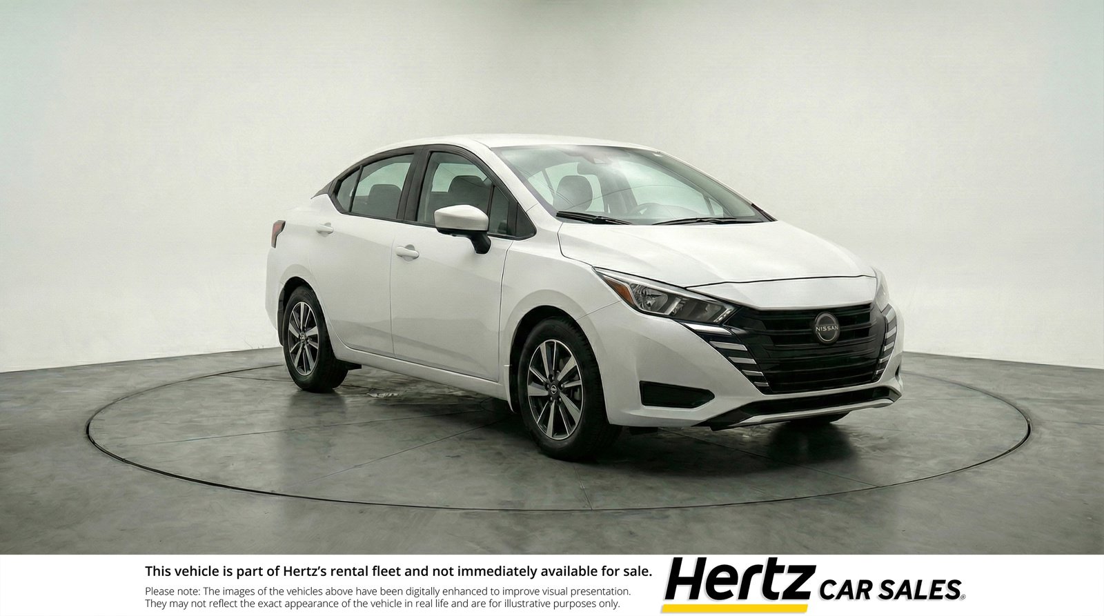 Used 2025 Nissan Versa SV image 1