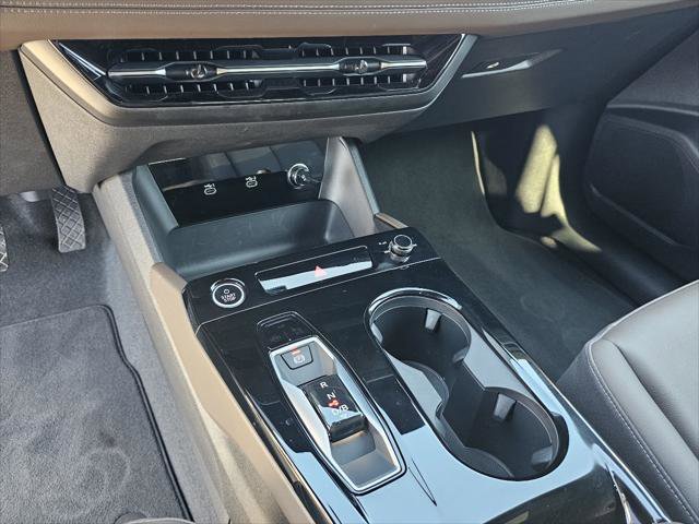 Used 2025 Audi Q6 e-tron Premium Plus w/ Premium Plus image 11