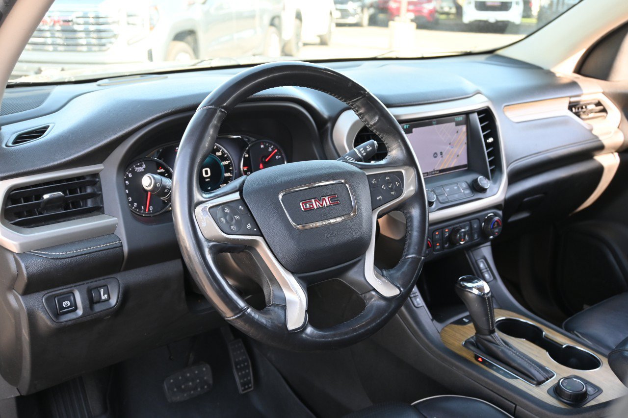 Used 2017 GMC Acadia Denali FWD image 17