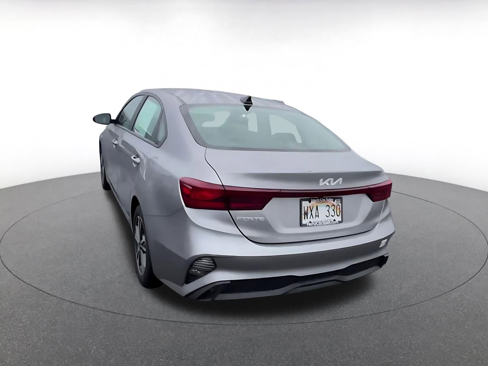 Used 2024 Kia Forte LXS image 11