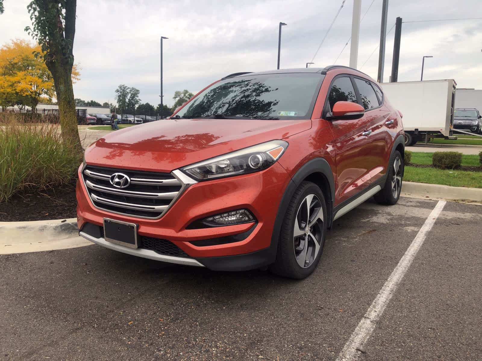 Used 2017 Hyundai Tucson Limited w/ Limited Ultimate Package 03 FWD image 1