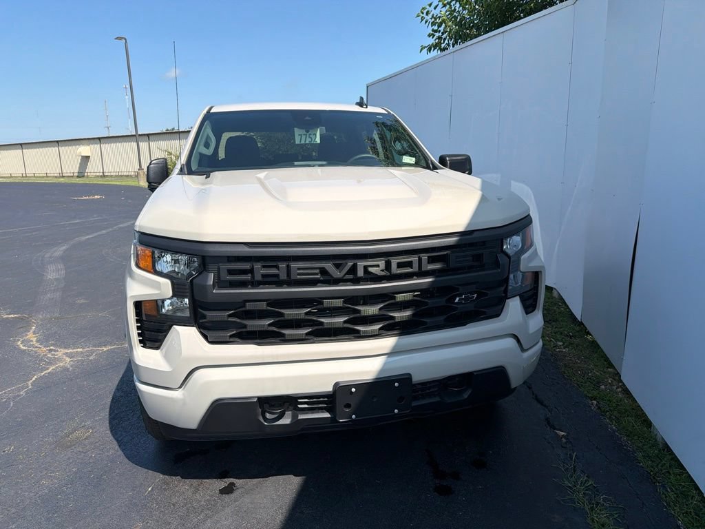 New 2026 Chevrolet Silverado 1500 Custom w/ Turbomax Blackout Package AWD/4WD image 12