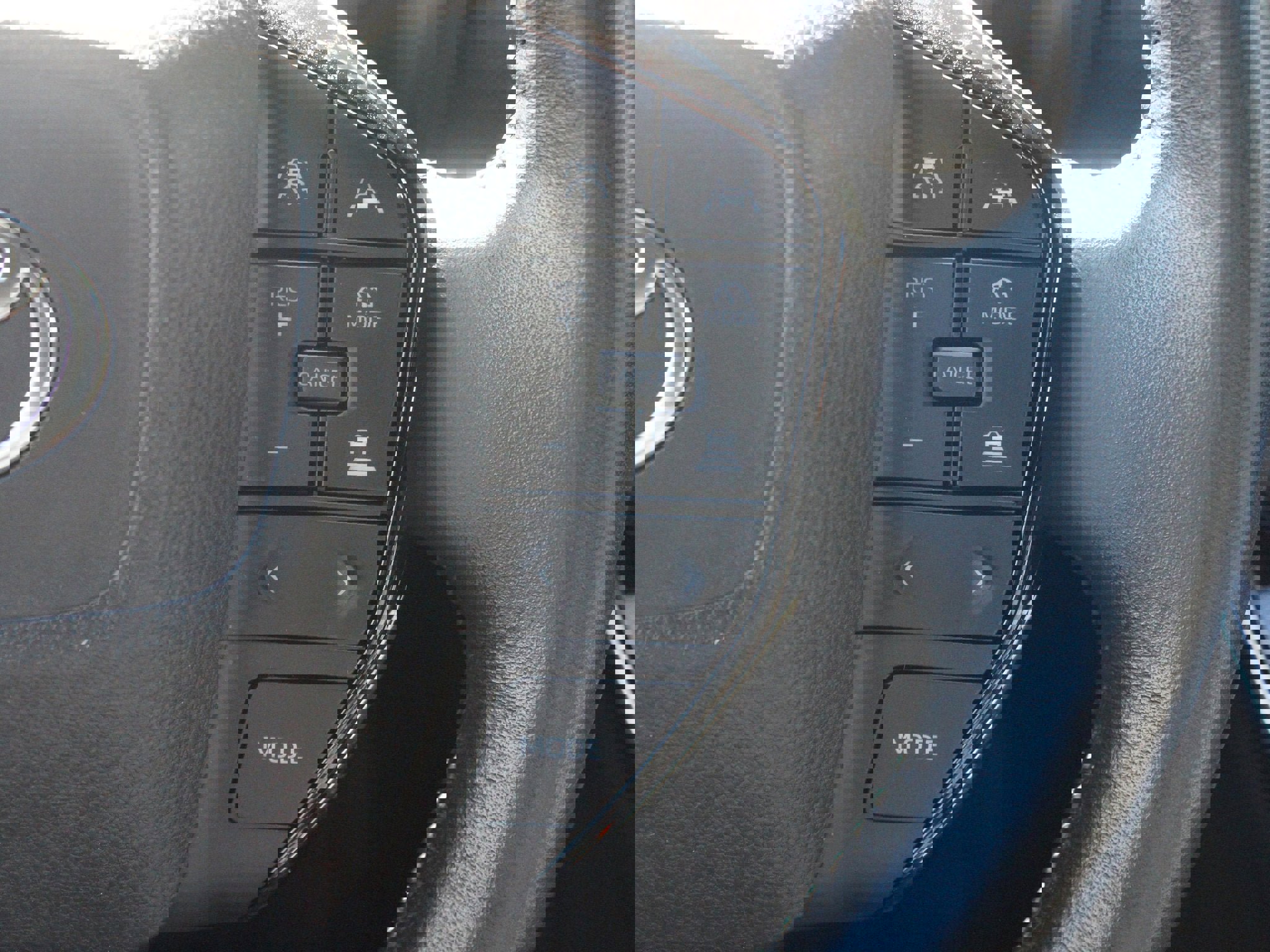 Used 2023 Toyota bZ4X Limited image 12