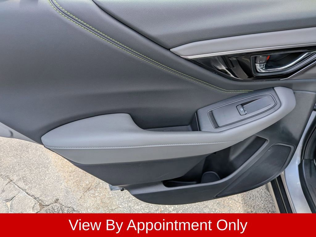 Used 2025 Subaru Outback Onyx Edition image 23