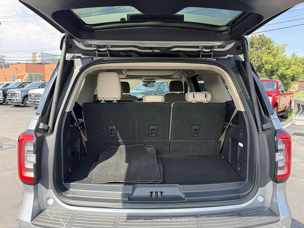 Certified 2023 Ford Expedition Limited AWD/4WD image 7