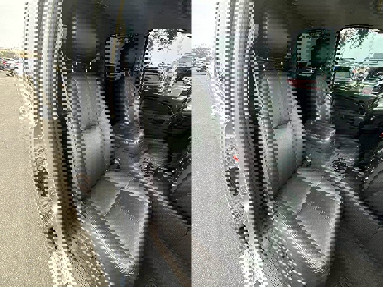 Used 2012 Chevrolet Silverado 2500 LTZ image 22