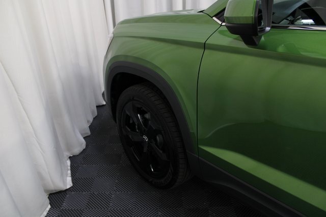 New 2025 Volkswagen Taos SEL image 21