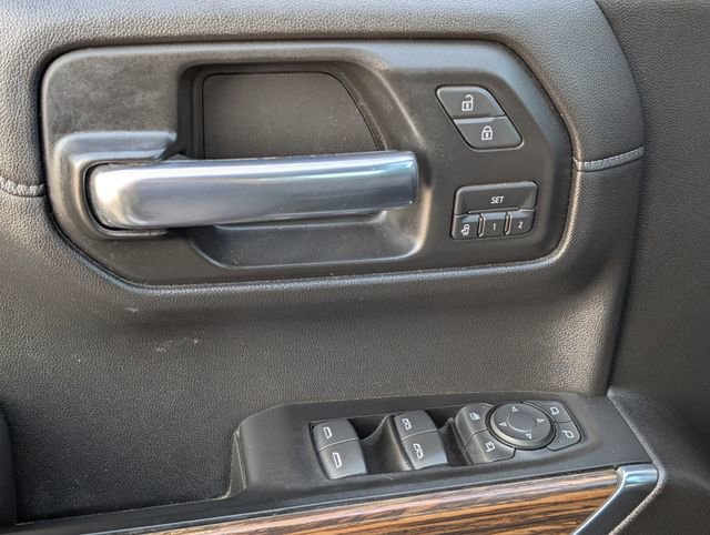 Used 2020 Chevrolet Silverado 1500 High Country w/ Technology Package image 22