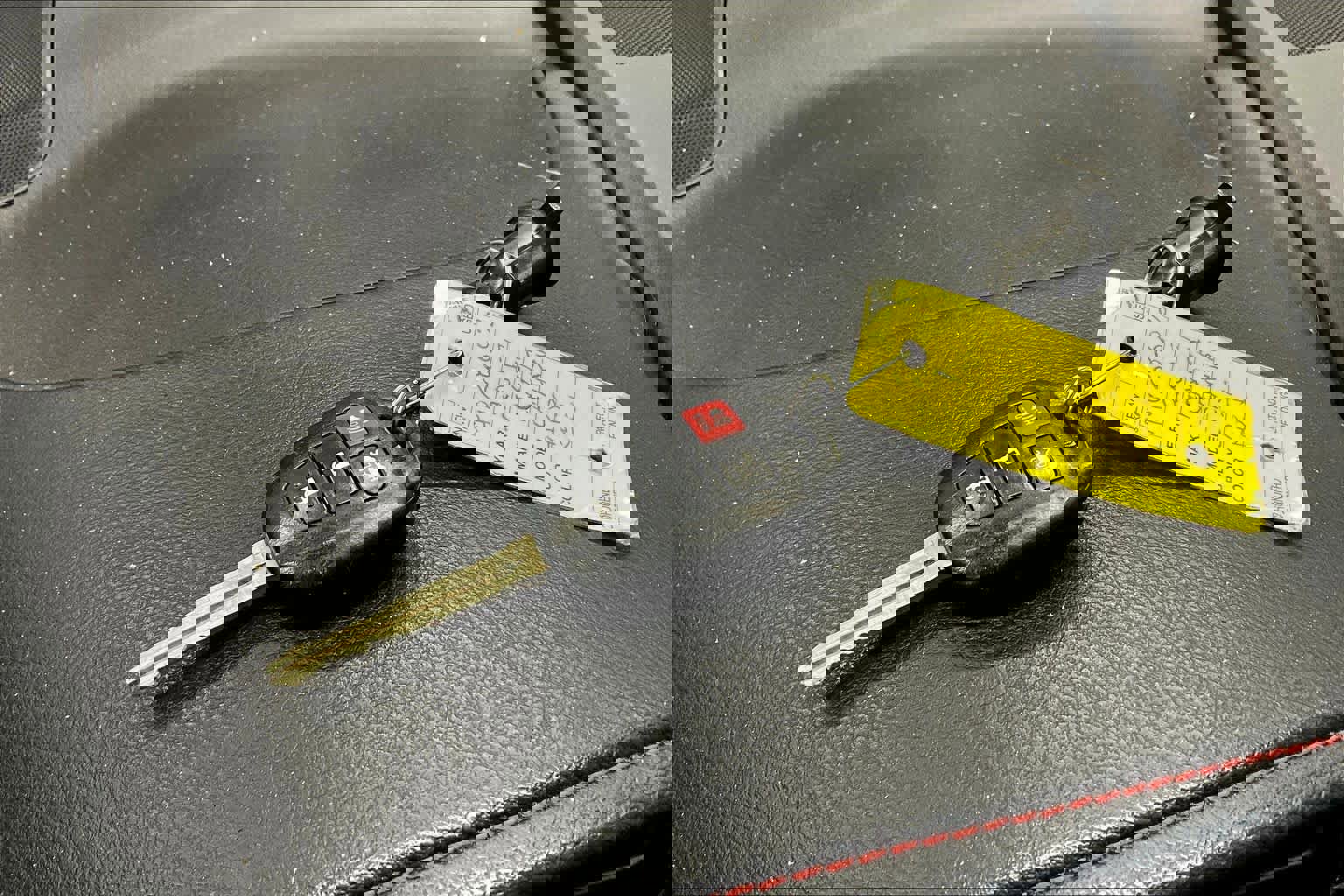 Used 2017 Toyota Camry SE w/ Protection Package (Q2) image 14