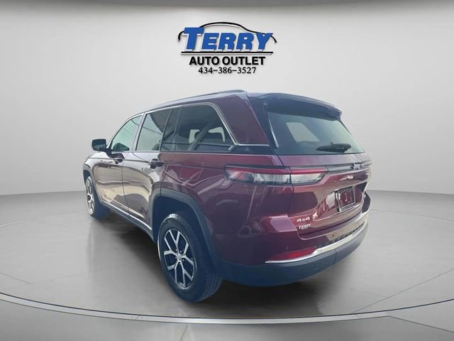 Used 2025 Jeep Grand Cherokee Limited AWD/4WD image 5