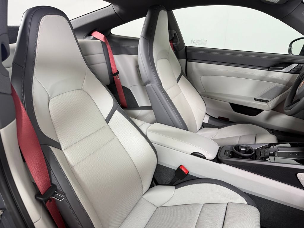 Certified 2026 Porsche 911 Carrera RWD image 16