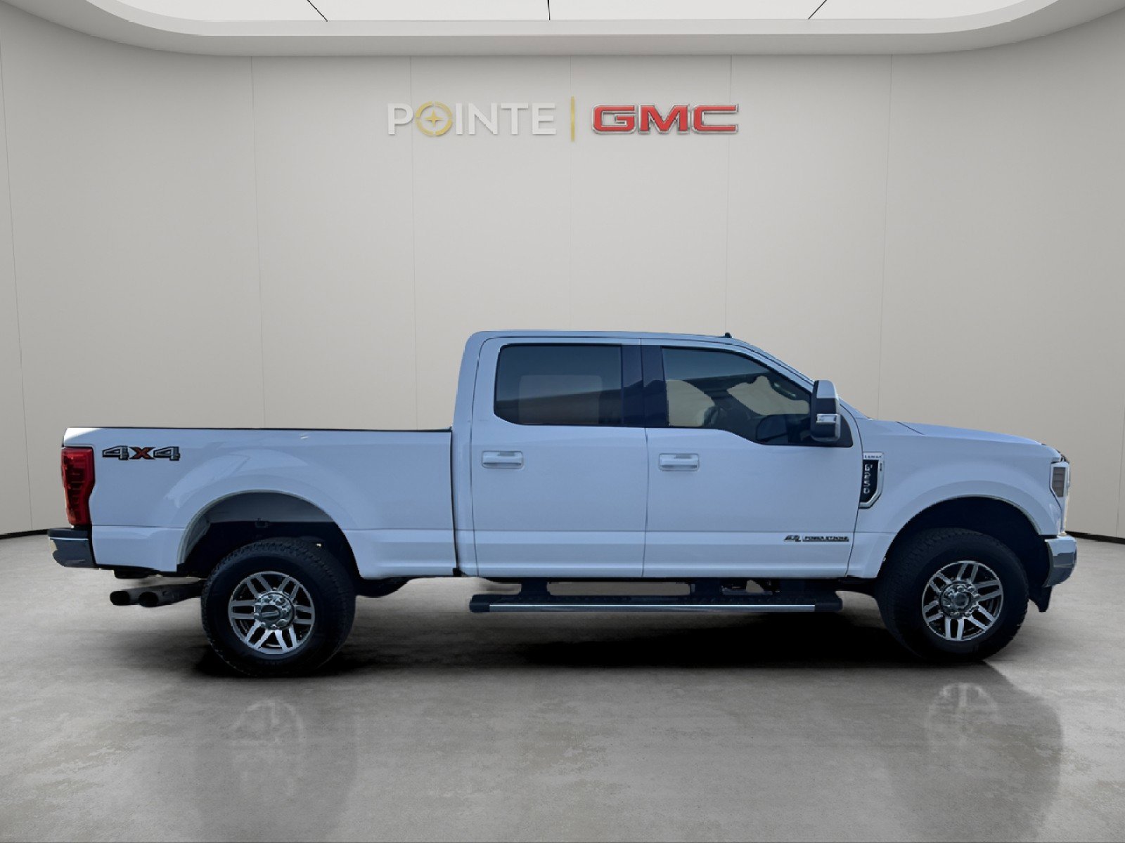 Used 2019 Ford F250 Lariat w/ Lariat Value Package image 1